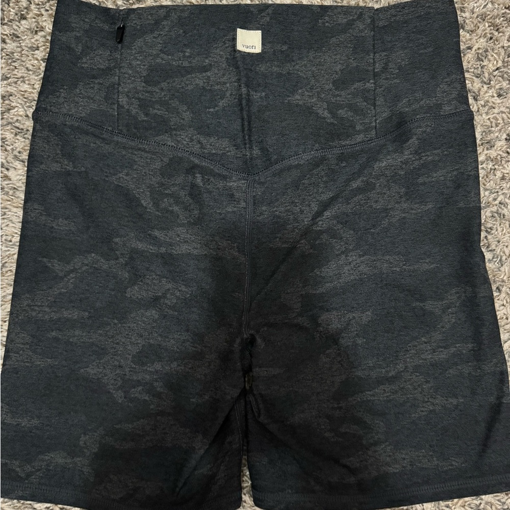 Vuori Black Heather Athletic Bike Shorts